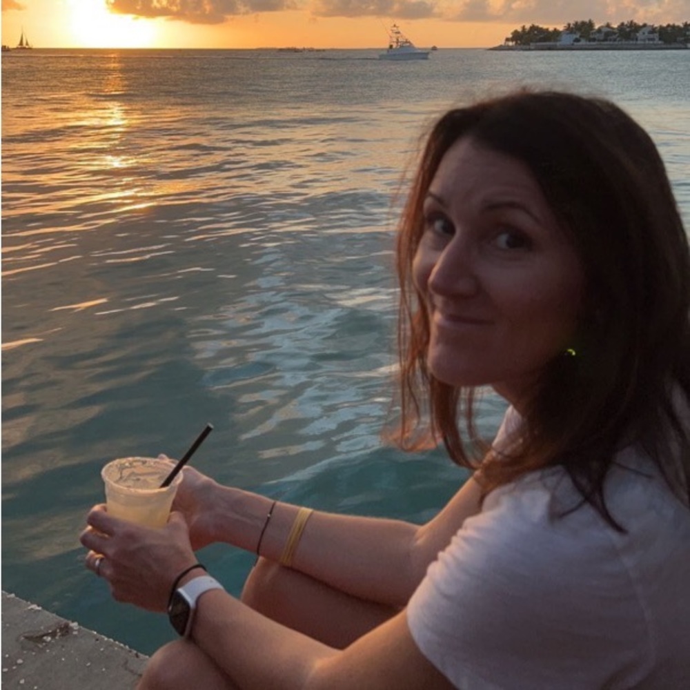 Meet your Posher, Olivia